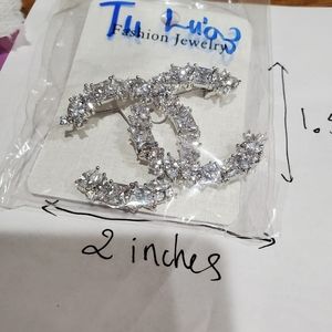 Cute classic brooches